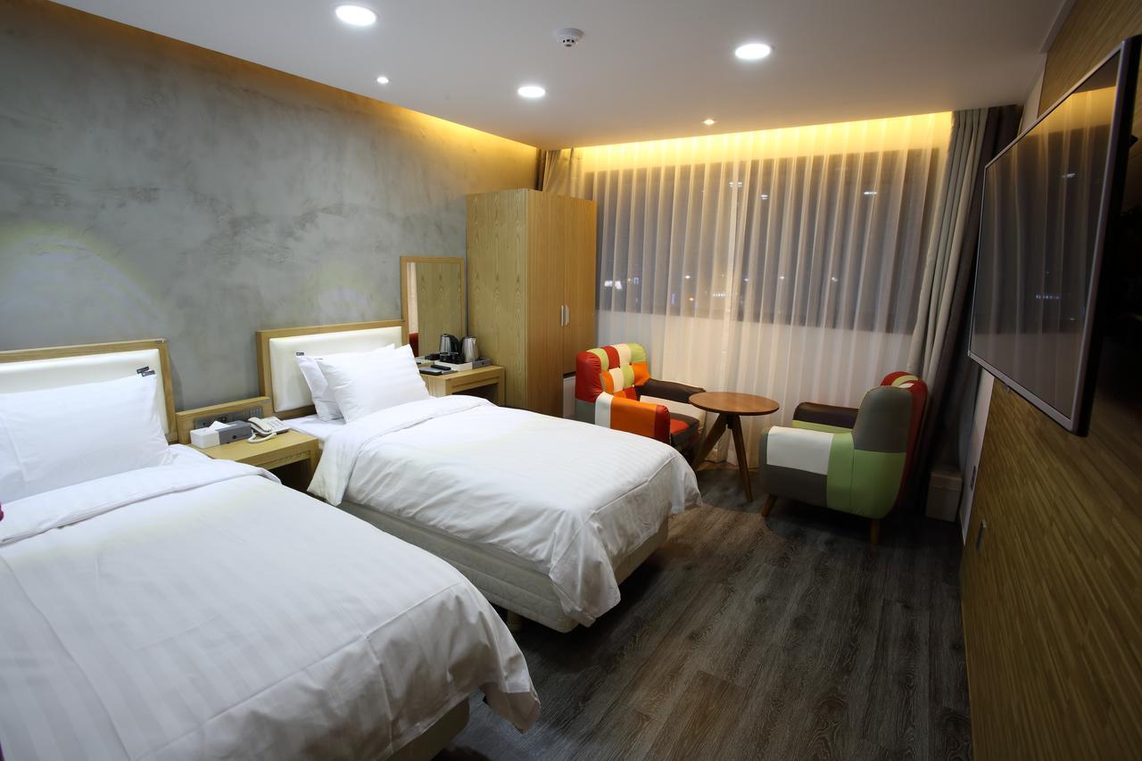 Diamond Tourist Hotel Incheon Buitenkant foto